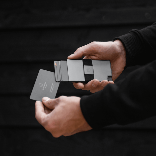 Ekster Cardholder - VIP Offer