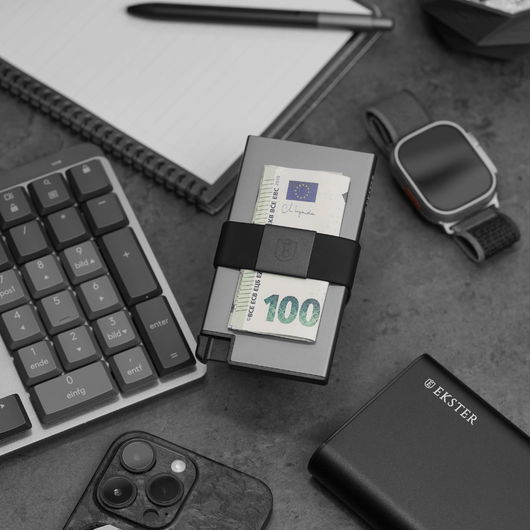 Ekster Cardholder - VIP Offer