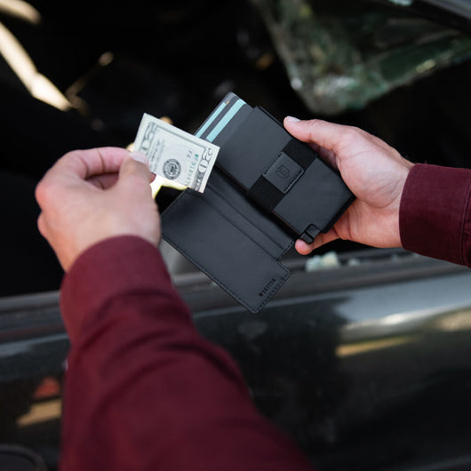 Ekster Wallet + FREE Finder Card - VIP Offer
